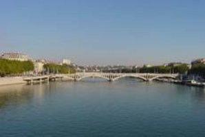 Le Rhône à Lyon